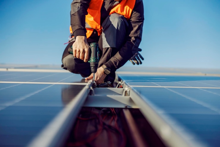 Cum se dimensionează un sistem fotovoltaic pentru consum propriu