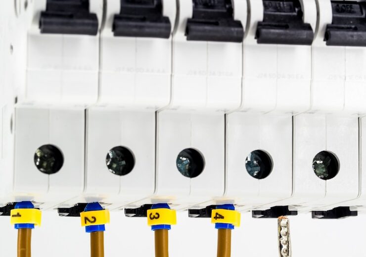 Ce înseamnă o instalație electrică de joasă tensiune și unde se utilizează