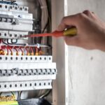 Rolul disjunctorului diferențial în protecția împotriva electrocutării